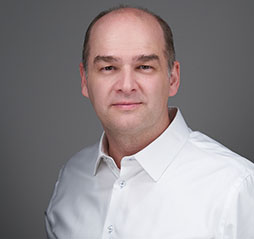 Petricsek Ádám